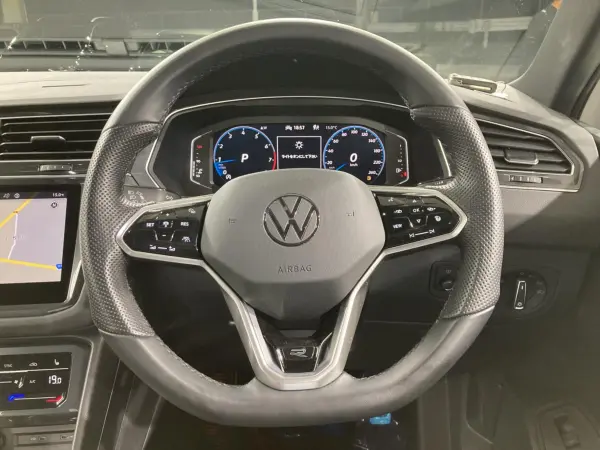 2023 Volkswagen Tiguan — photo 3