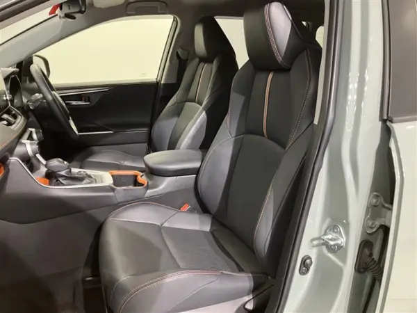 Toyota RAV4 2.0 Adventure 4WD — photo 8