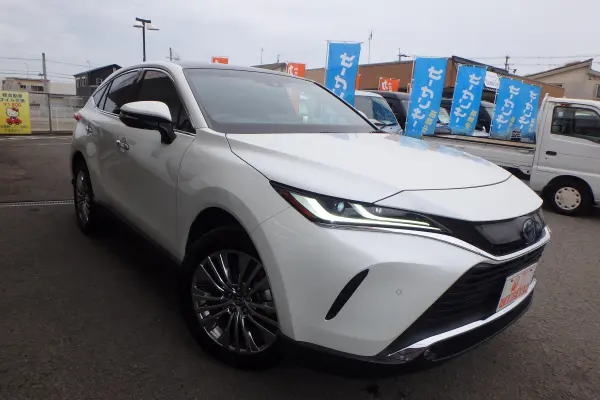 2020 Toyota Harrier — photo 3