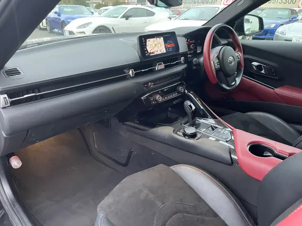 Toyota Supra 3.0 RZ 1 Owner (Black Metallic) — photo 8