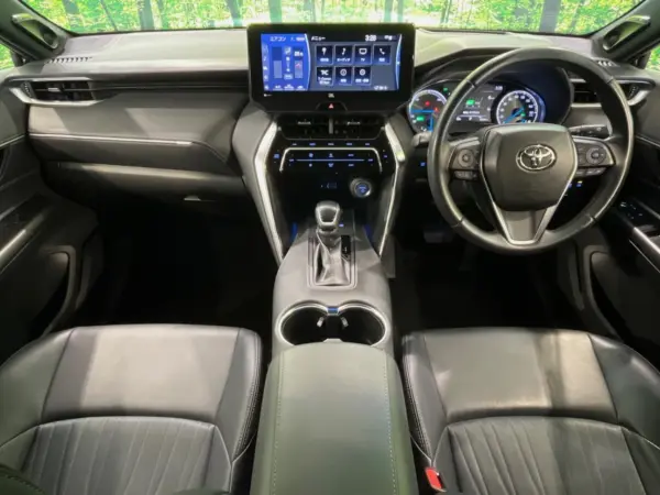 2020 Toyota Harrier — photo 2