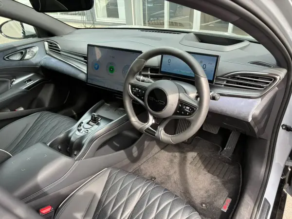 BYD Seal AWD — photo 8