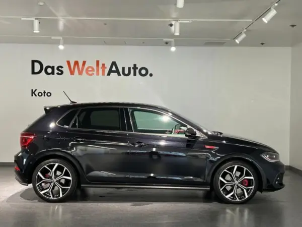 2024 Volkswagen Polo — photo 2