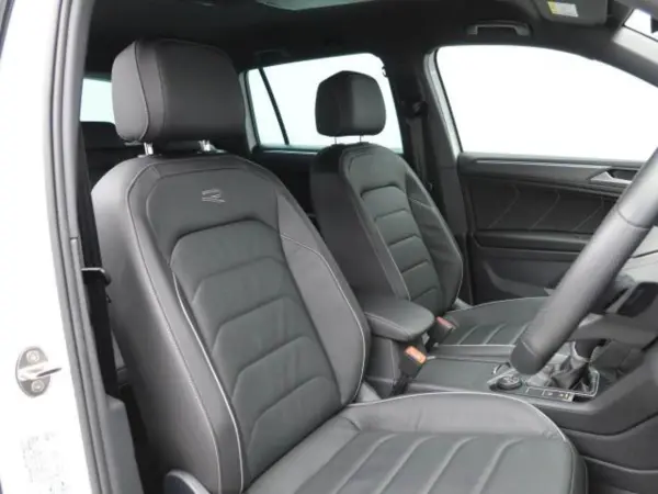 2024 Volkswagen Tiguan — photo 3