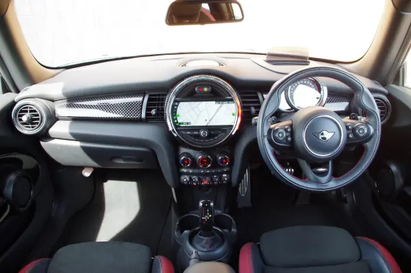 2019 Mini Cooper — photo 2