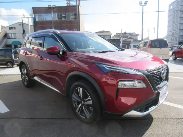 2023 Nissan Xtrail — photo 3
