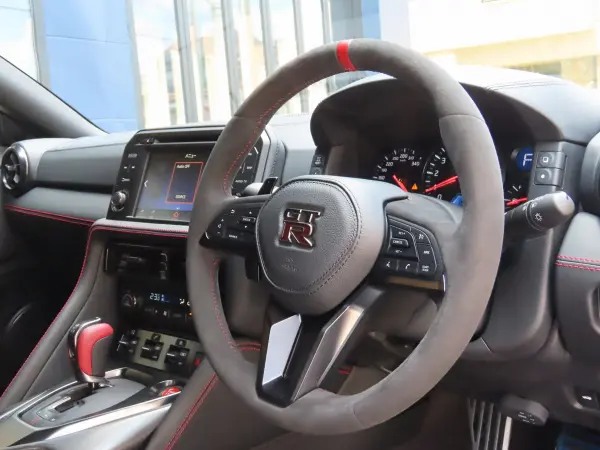 Nissan GT-R 3.8 Track Edition engineered by NISMO 4WD 2024 Model NISMO Carbon Back Bucket Seats Alcantara Wrapped Steering Wheel Dimpled Genuine Leather Wrapped Shift Knob Privacy Glass Exclusive AW NISMO Racing Black Front Mechanical LSD Exclusive Suspension Exclusive High Rigidity Body (Ultimate Metal Silver 4 Coat M) — photo 9