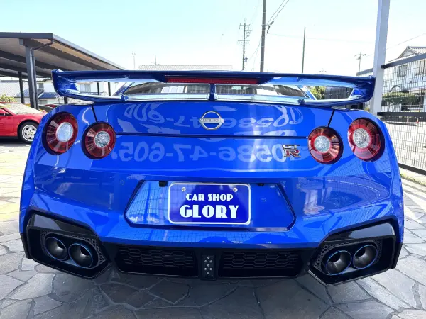 2025 Nissan Gt-r — photo 3
