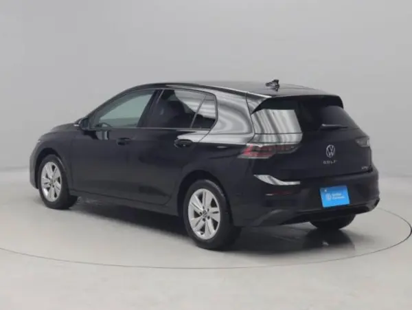 2025 Volkswagen Golf — photo 3