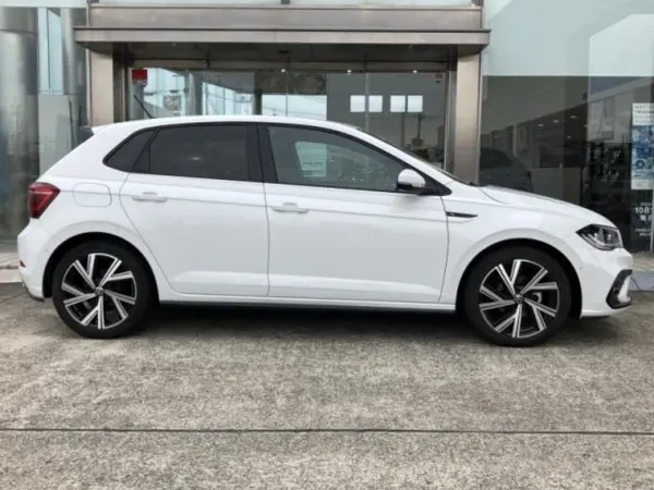 Volkswagen Polo TSI R-Line Demo Car with New Car Warranty Transfer Certified Used Car (Pure White) — photo 7