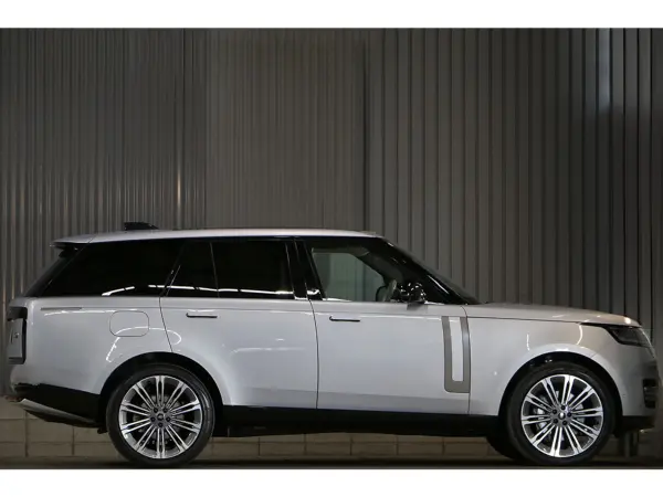 2023 Landrover Rangerover — photo 3