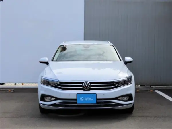 2024 Volkswagen Passat — photo 3