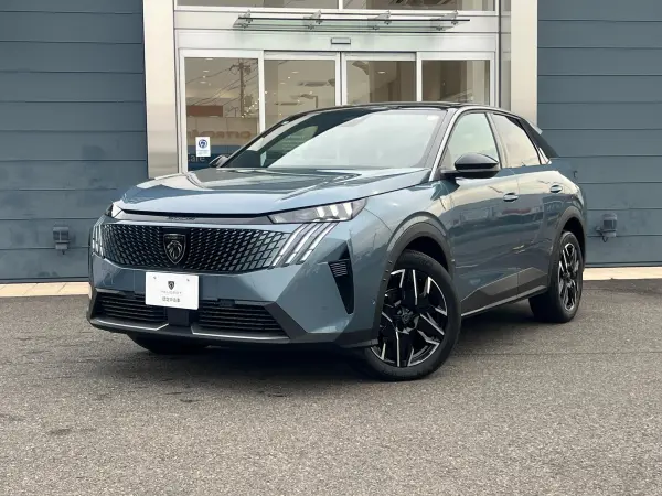 2025 Peugeot 3008 — photo 2