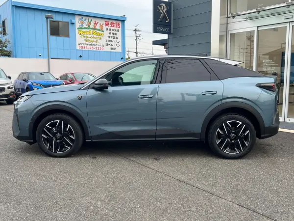 2025 Peugeot 3008 — photo 3