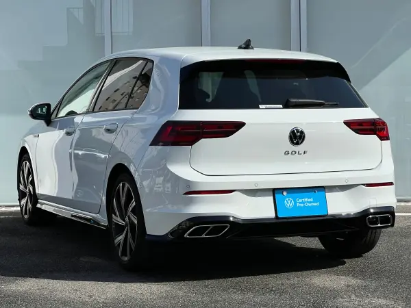 2023 Volkswagen Golf — photo 3