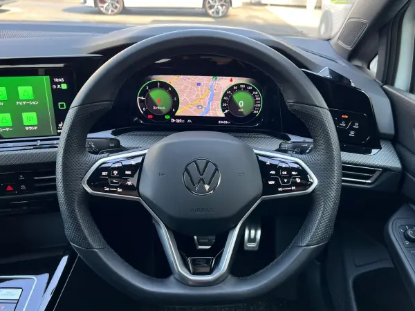 Volkswagen Golf TDI R-Line Diesel Turbo Certified Used Car Genuine Navigation Smart Key Backup Camera ACC LED (Pure White) — photo 9