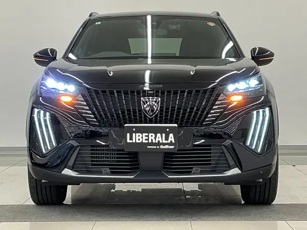 Peugeot 2008 GT 3D i-Cockpit 360 Camera Seat Heater Lane Keep Assist Active Safety Brake Road Sign Recognition Stop & Go Blind Spot Driver Attention Alert (Black) — photo 9