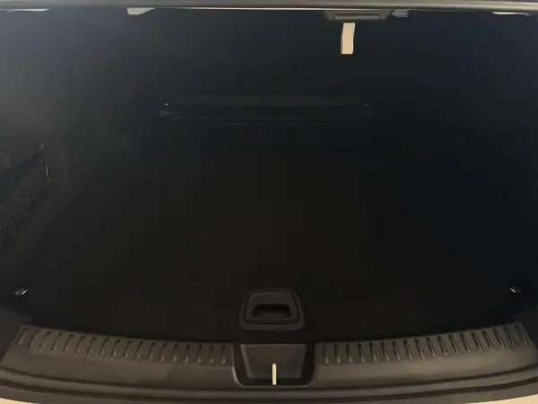 Mercedes-Benz E-Class E220 d Avantgarde AMG Line Package (ISG) Diesel Turbo — photo 9