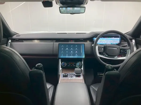 2023 Landrover Rangerover — photo 2