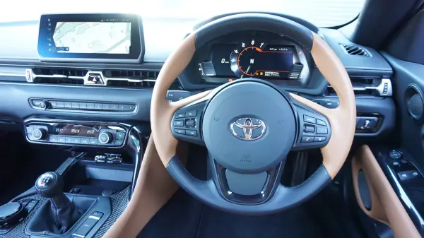 Toyota Supra 3.0 RZ — photo 8