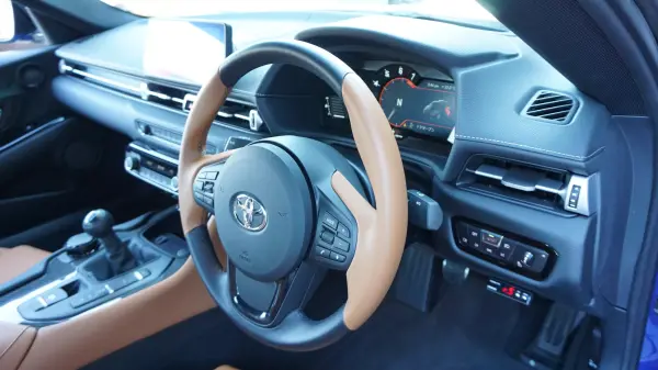 Toyota Supra 3.0 RZ — photo 9