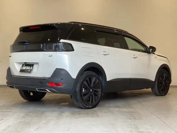 2023 Peugeot 5008 — photo 3