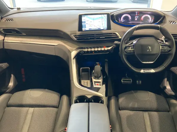 2023 Peugeot 5008 — photo 2