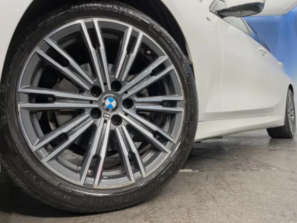 BMW 3 Series 320d xDrive M Sport Edition Joy Plus Diesel Turbo 4WD Highline/Comfort Package Driving Assistant Professional High Beam Assistant Genuine Navigation 360-Degree Camera Power Seats/Seat Heaters Genuine 18-inch Comfort Access Paddle Shift (Alpine White (Solid Color)) — photo 8