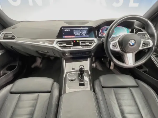 2021 Bmw 3 Series — photo 2