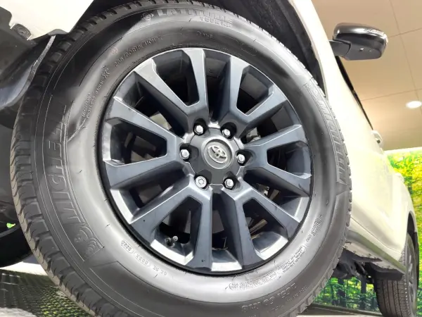 Toyota Land Cruiser Prado 2.7 TX L Package Matte Black Edition 4WD — photo 9