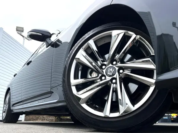 Toyota Crown Hybrid 2.5 RS — photo 9