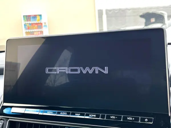 2021 Toyota Crown — photo 3