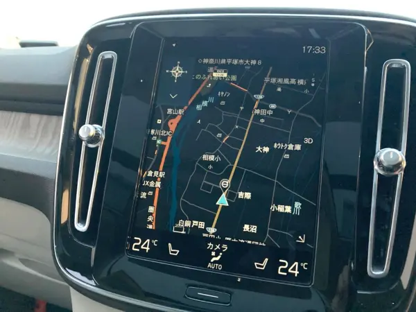 Volvo XC40 Recharge Plug-in Hybrid T5 Inscription Certified Used Car Panoramic Glass Sunroof Harman/Kardon White Leather Genuine Navigation 360° View Camera Non-Smoking Car Power Seats with Memory Function Seat Heater Power Tailgate Bluetooth (Crystal White) — photo 8