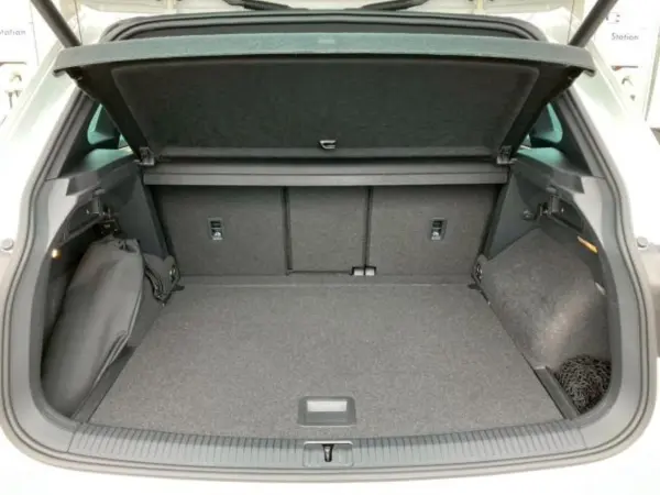 Volkswagen Tiguan TSI R-Line Dynaudio Certified Used Car with One-Year Warranty, Inspection, Seat Heater, Leather Seats, DCC, ACC, Lane Keep Assist, Around View Camera, Back Camera, Navigation, Discover (White) — photo 8