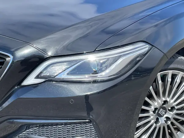 Toyota Crown Hybrid 2.5 S — photo 9