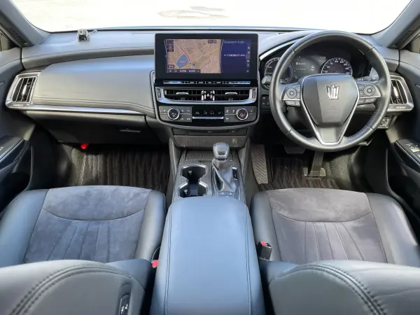2021 Toyota Crown — photo 3