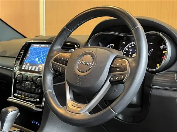 2019 Jeep Grand Cherokee — photo 3