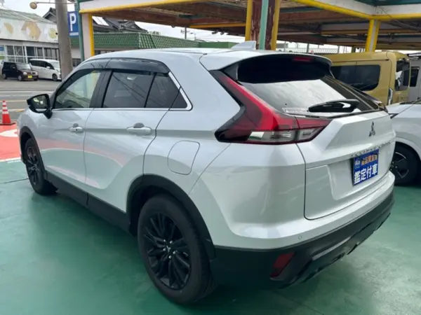 2025 Mitsubishi Eclipse Cross — photo 3