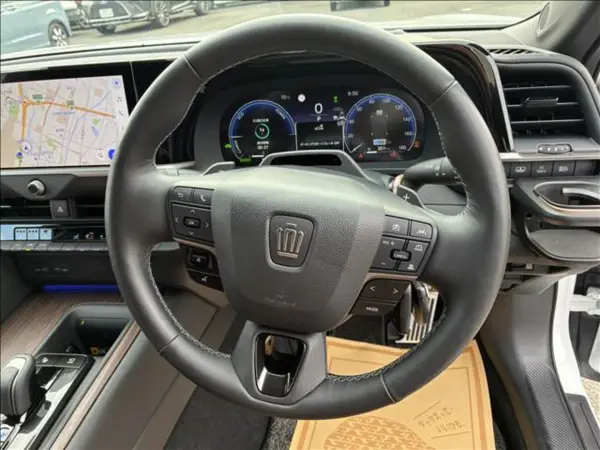 2024 Toyota Crown — photo 2