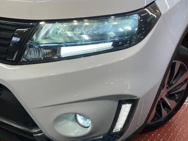 Suzuki Escudo 1.5 4WD 8-inch Navigation, Backup Camera, Non-Smoking, Safety Support, Radar Cruise, Seat Heater, Non-Smoking, Half Leather Seat, Blind Spot Monitor, Dashcam, Smart Key, LED Headlights, Genuine 17-inch Alloy Wheels (Cool White Pearl) — photo 8