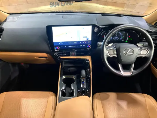 2023 Lexus Nx — photo 2
