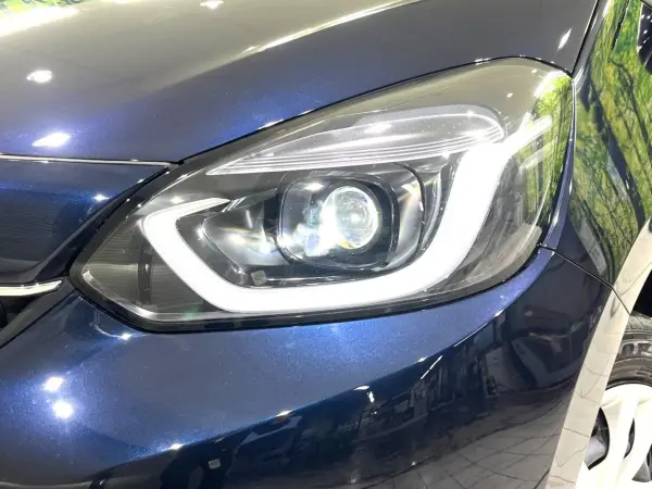 Honda Fit 1.5 e:HEV Home 4WD — photo 8