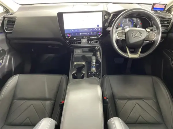 2023 Lexus Nx — photo 3