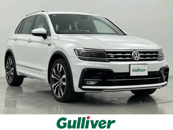 Volkswagen Tiguan TDI 4Motion R-Line Diesel Turbo 4WD with Genuine Navigation, Genuine Leather Seats, All-Around Drive Recorder, Full-Seg TV, Bluetooth, ETC, All-Seat Heated Seats, Driver Power Seat, Radar Cruise Control, Head-Up Display, Genuine 20-inch Alloy Wheels (White Pearl) — thumbnail 1