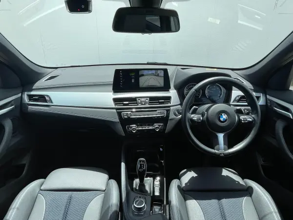 2020 Bmw X1 — photo 2