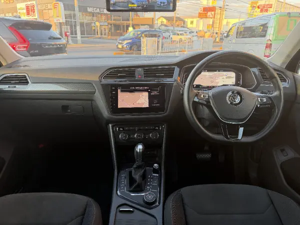 2020 Volkswagen Tiguan — photo 3