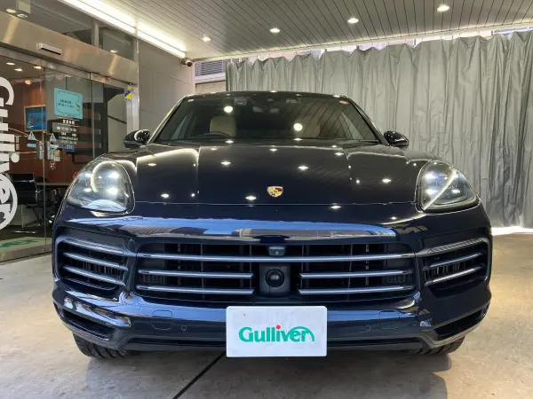 2020 Porsche Cayenne — photo 2