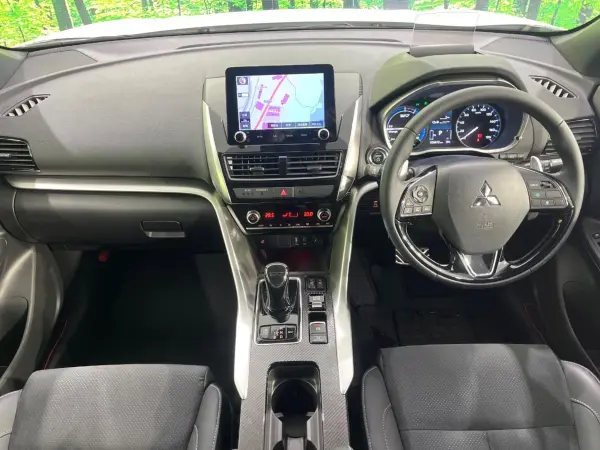 2021 Mitsubishi Eclipse Cross — photo 2