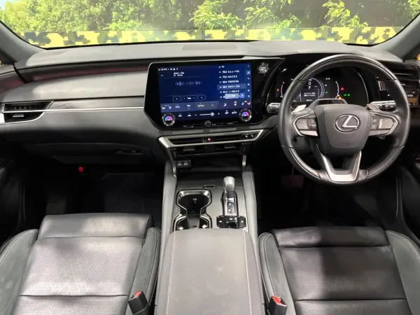 2023 Lexus Rx — photo 2