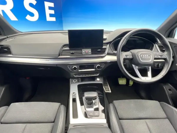 2022 Audi Q5 — photo 2
